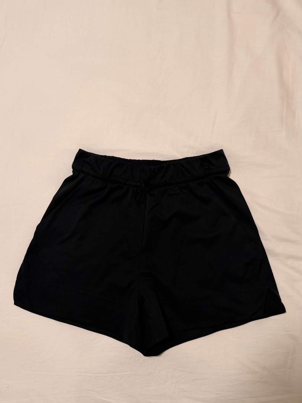 Lululemon Cream Cinchable High-Waist Shorts - 3.5” - Picture 5 of 7